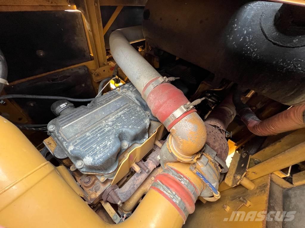 CAT 824H Buldožeri na točkovima