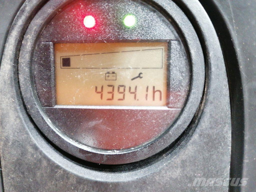 Linde T16 Nisko podizni električni viljuškar