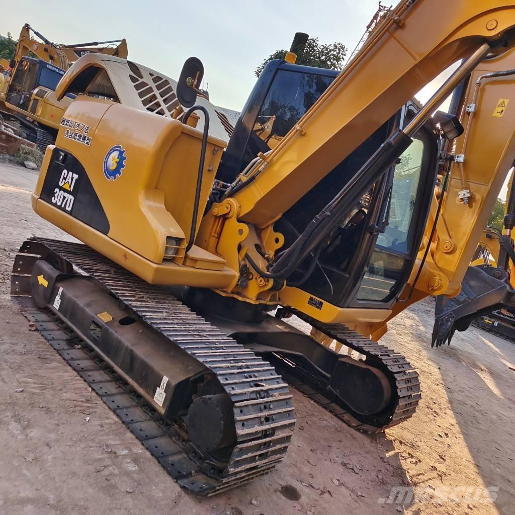 CAT 307 D Midi bageri 7t – 12t