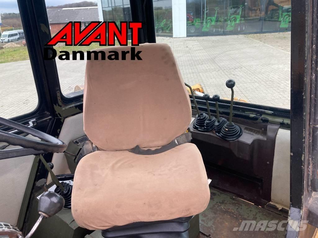 Hydrema 806 Rovokopači