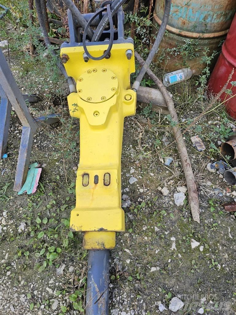 Atlas Copco SB 302 Čekići