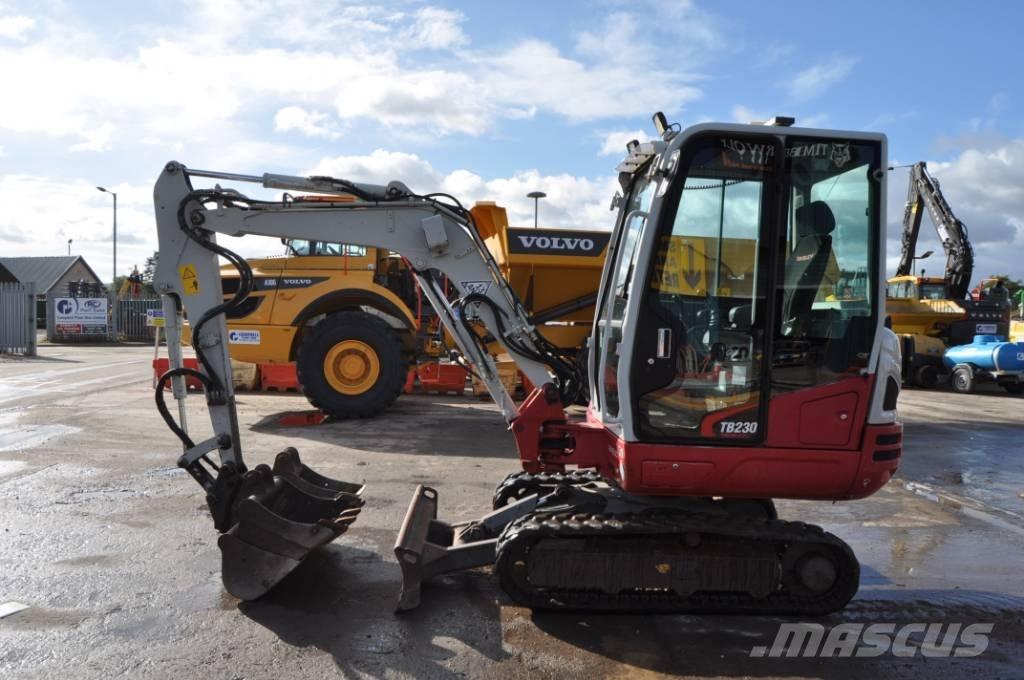 Takeuchi TB 230 Mini bageri < 7t