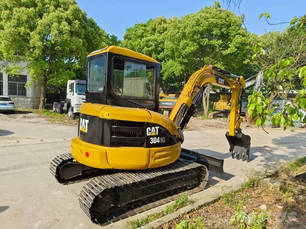 CAT 304 CR Mini bageri < 7t