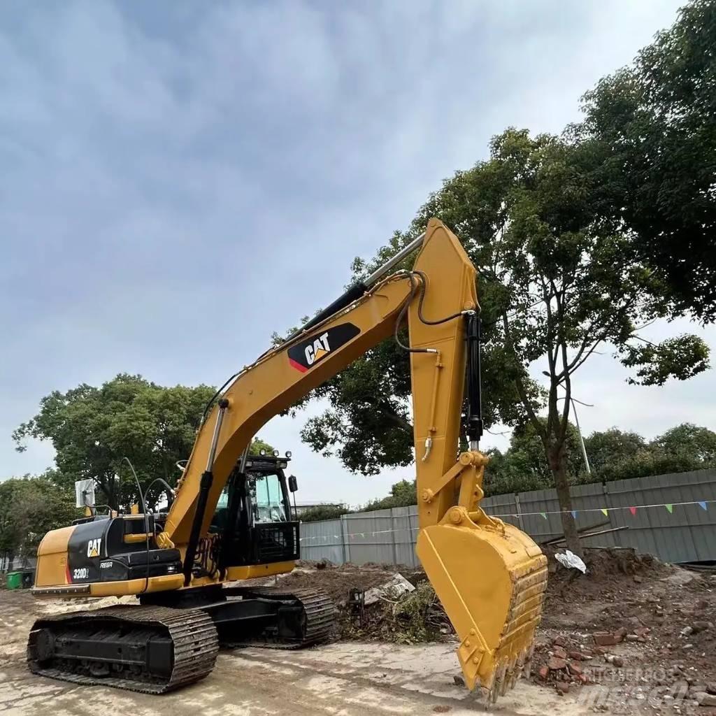 CAT 320 D2 Bageri guseničari