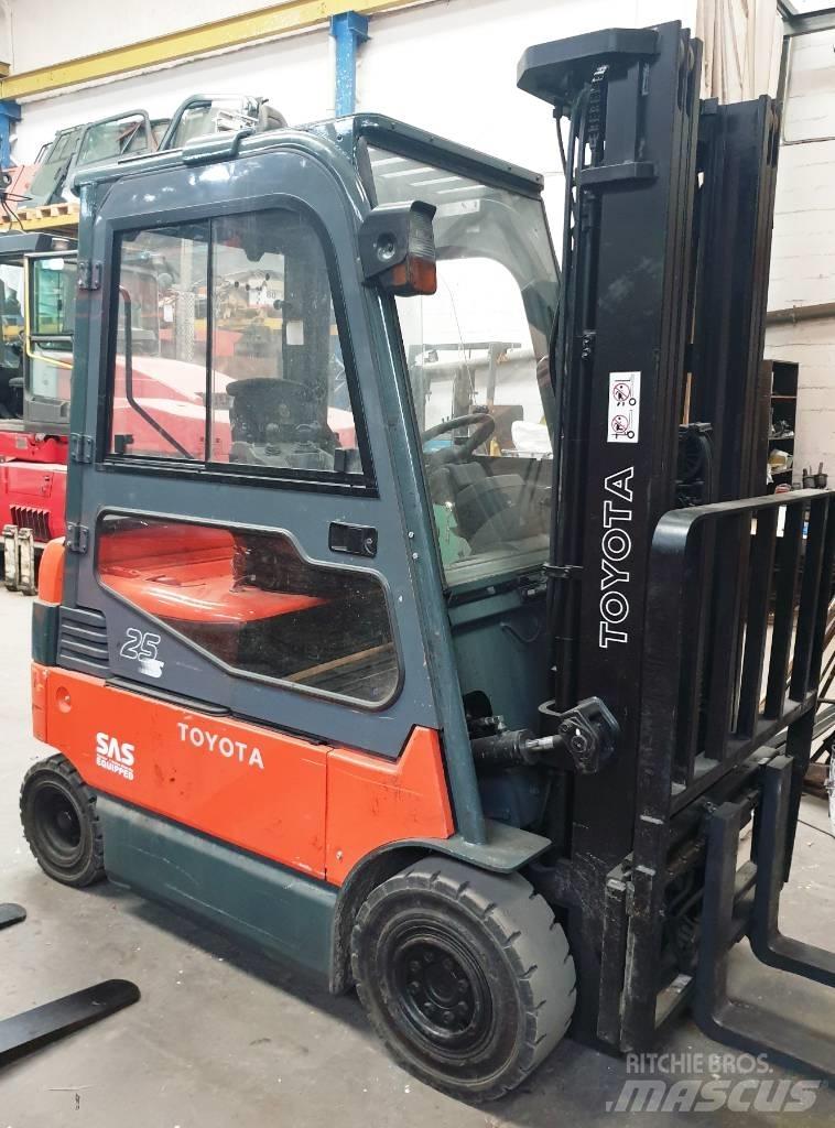 Toyota 7 FBMF 25 Električni viljuškari