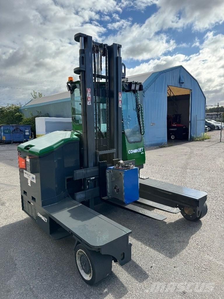 Combilift C4000ET Viljuškari sa 4-stranskim dohvatom