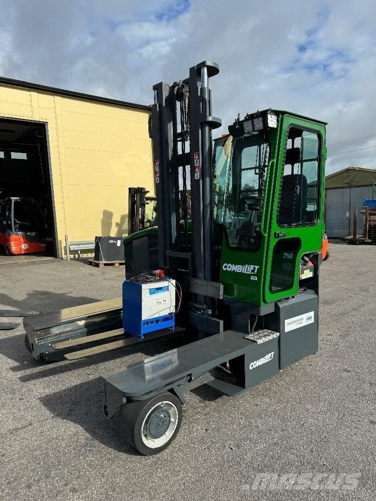 Combilift C4000ET Viljuškari sa 4-stranskim dohvatom