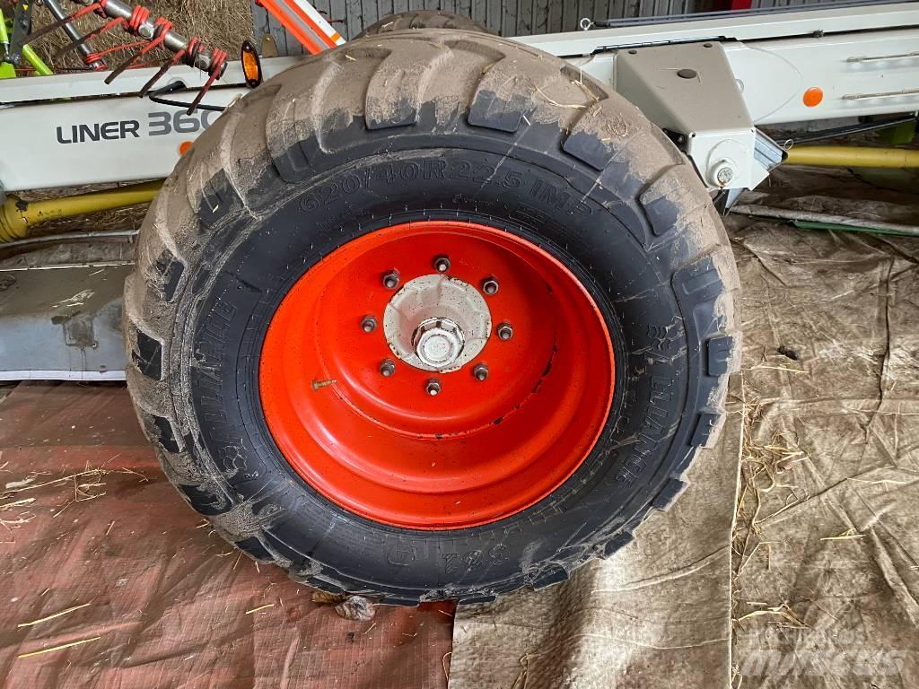 CLAAS Liner 3600 Okretači i sakupljači sena