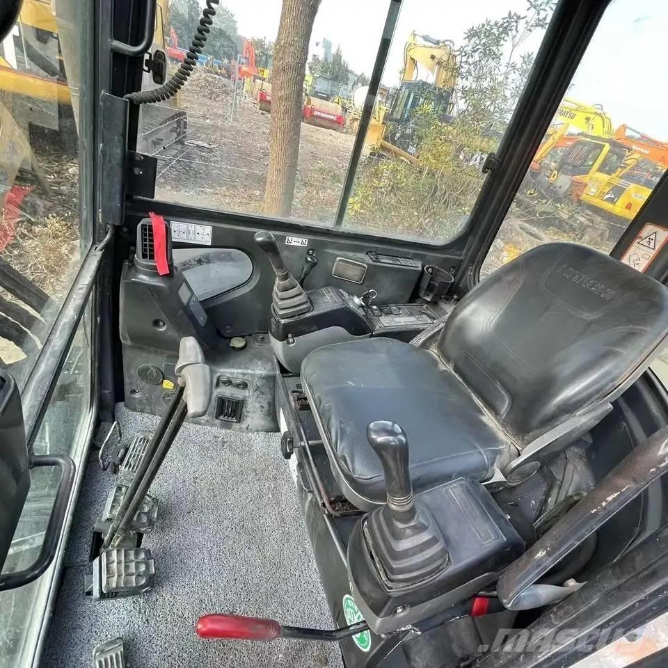 Hitachi ZX50U Mini bageri < 7t
