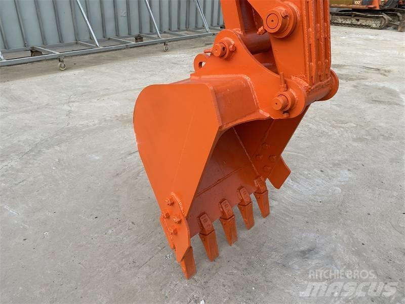 Doosan DH 80 G Bageri guseničari