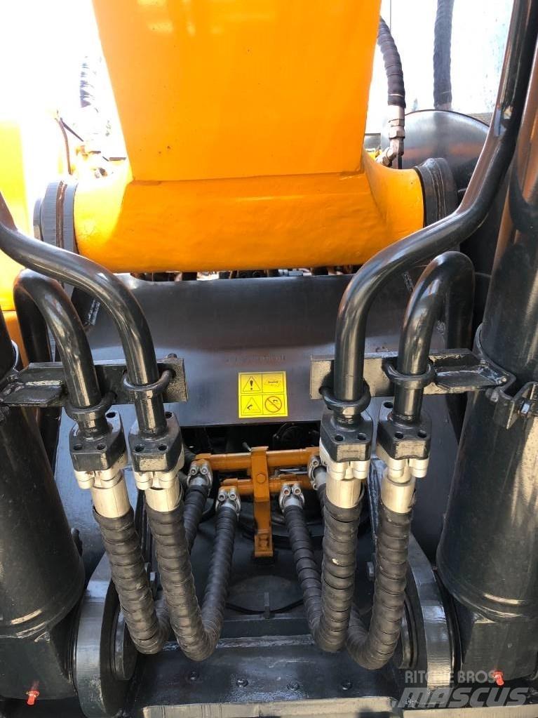 Hyundai R220-9s Bageri guseničari