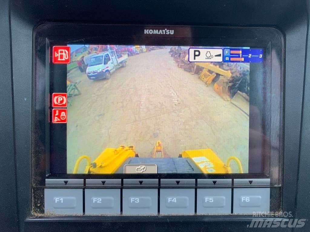 Komatsu D 51 PX-24 Buldožeri guseničari