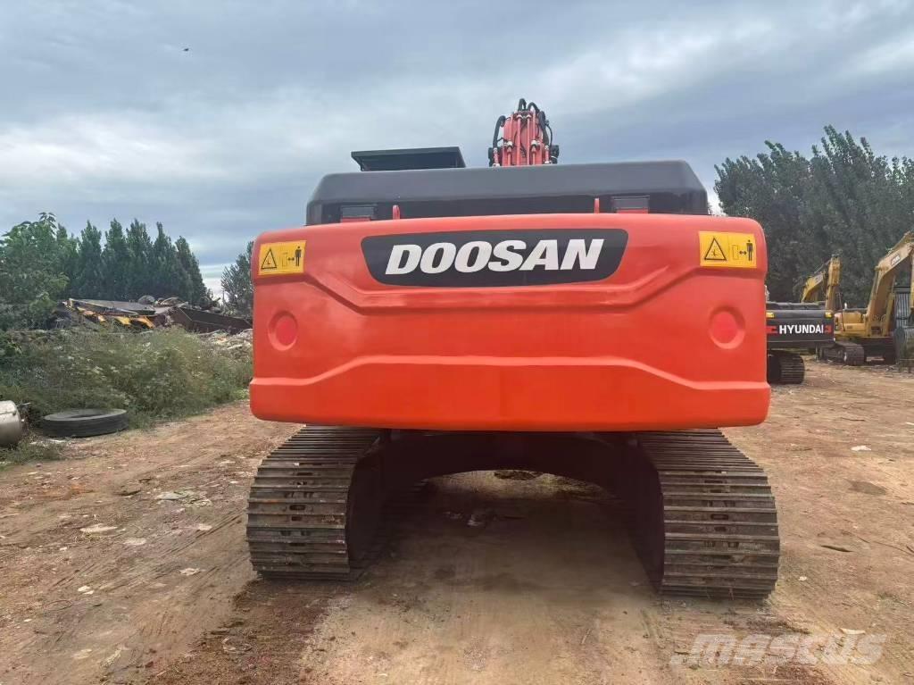 Doosan DX 225 Bageri guseničari