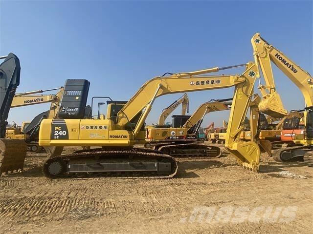 Komatsu PC 240-8 Bageri guseničari