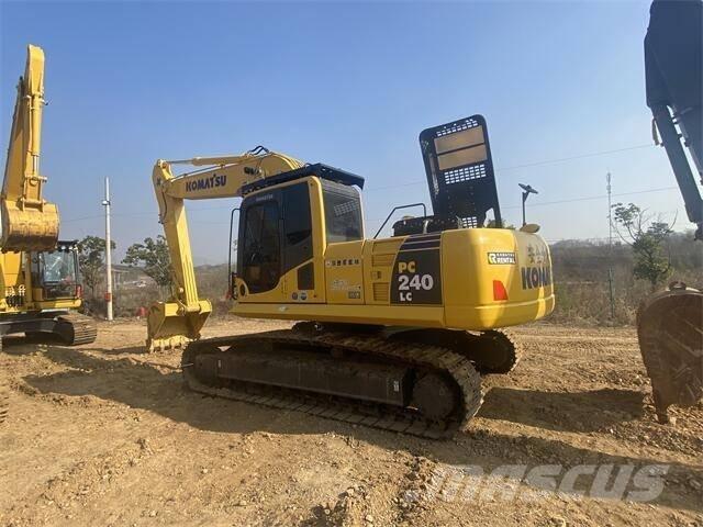 Komatsu PC 240-8 Bageri guseničari