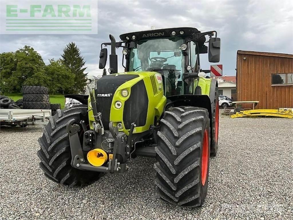 CLAAS arion 660 Traktori