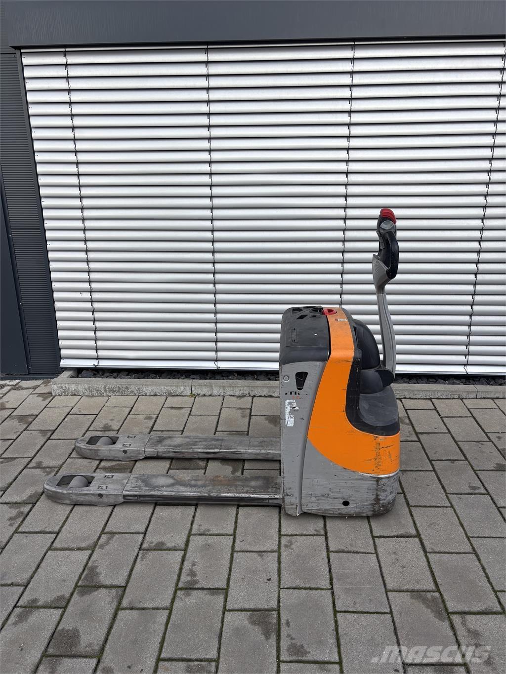 Still EXU16 Ručni električni viljuškar