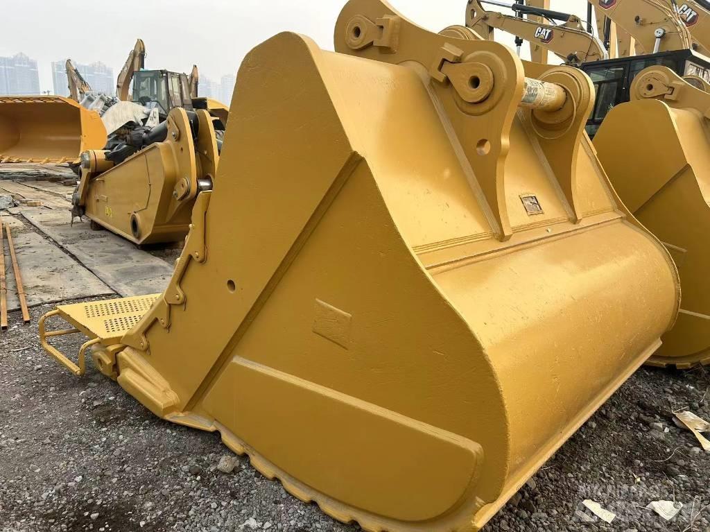 CAT 2020 CAT 390F Bageri točkaši