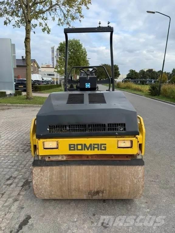 Bomag BW135AD Valjci sa duplim bubnjem