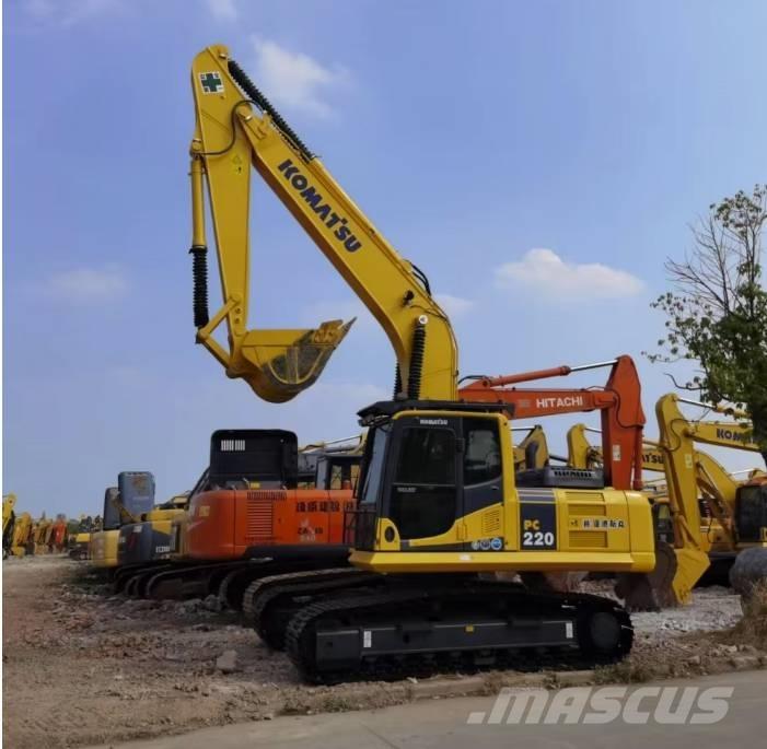 Komatsu PC220-8 Bageri guseničari