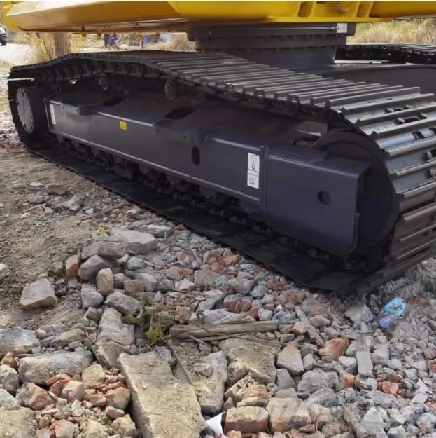 Komatsu PC220-8 Bageri guseničari