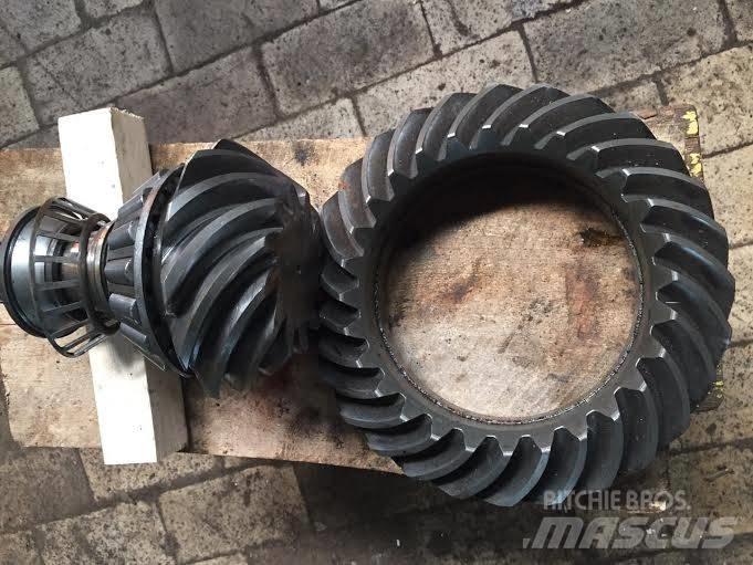  Pair of two GEARS Šasija i vešenje