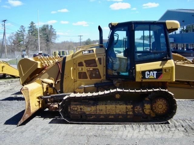 CAT D 4 K 2 XL Bageri guseničari
