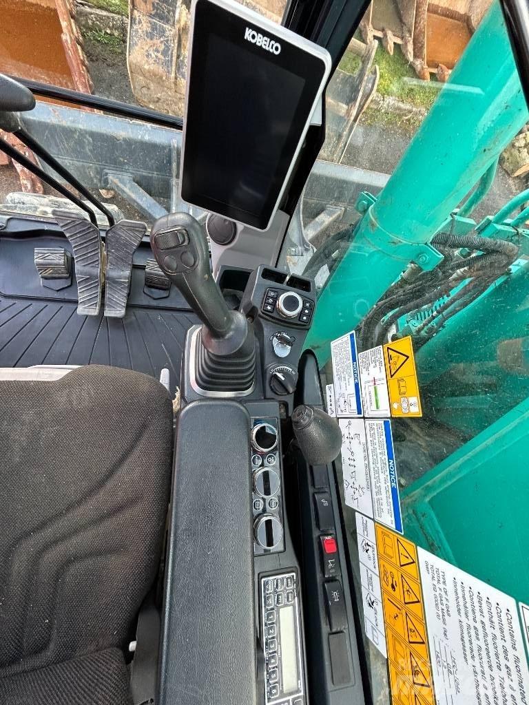 Kobelco SK 140 SR LC Bageri guseničari