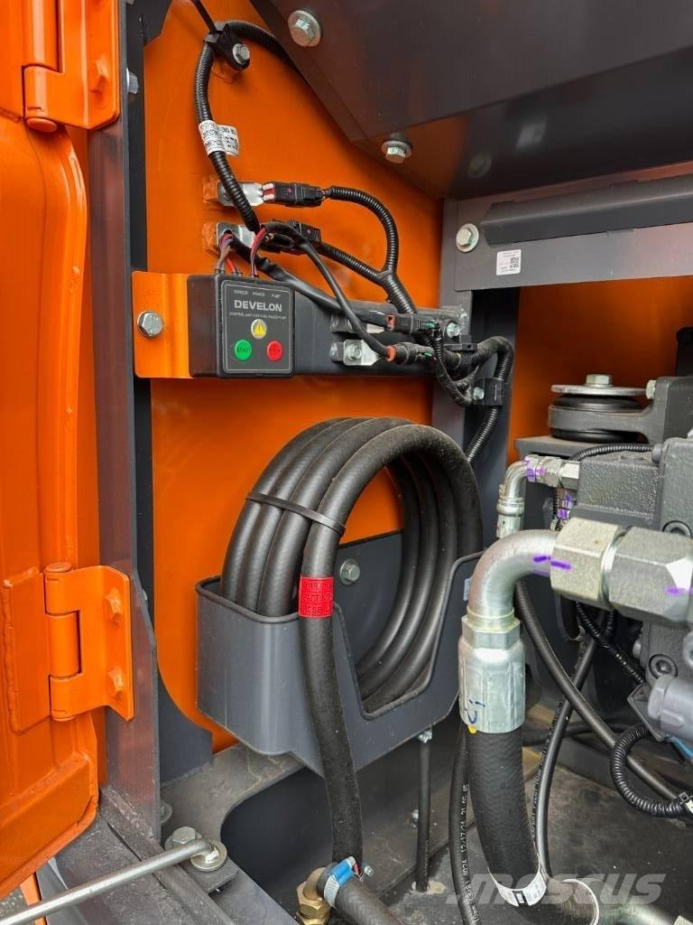 Develon DX 225 LC-7M Bageri guseničari