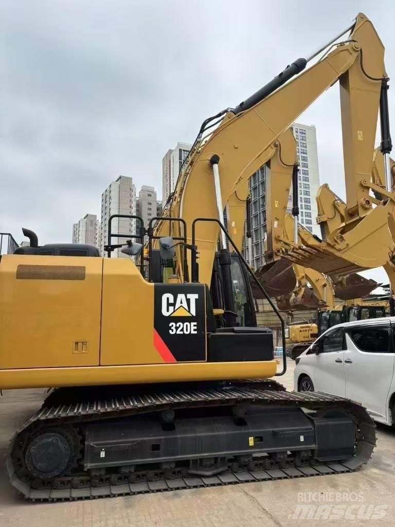 CAT 320 E Bageri guseničari