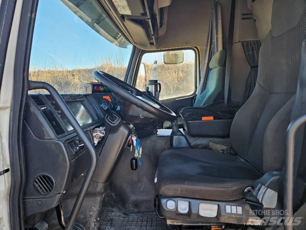 Volvo FM 12 Kamioni za prevoz šumarskih mašina