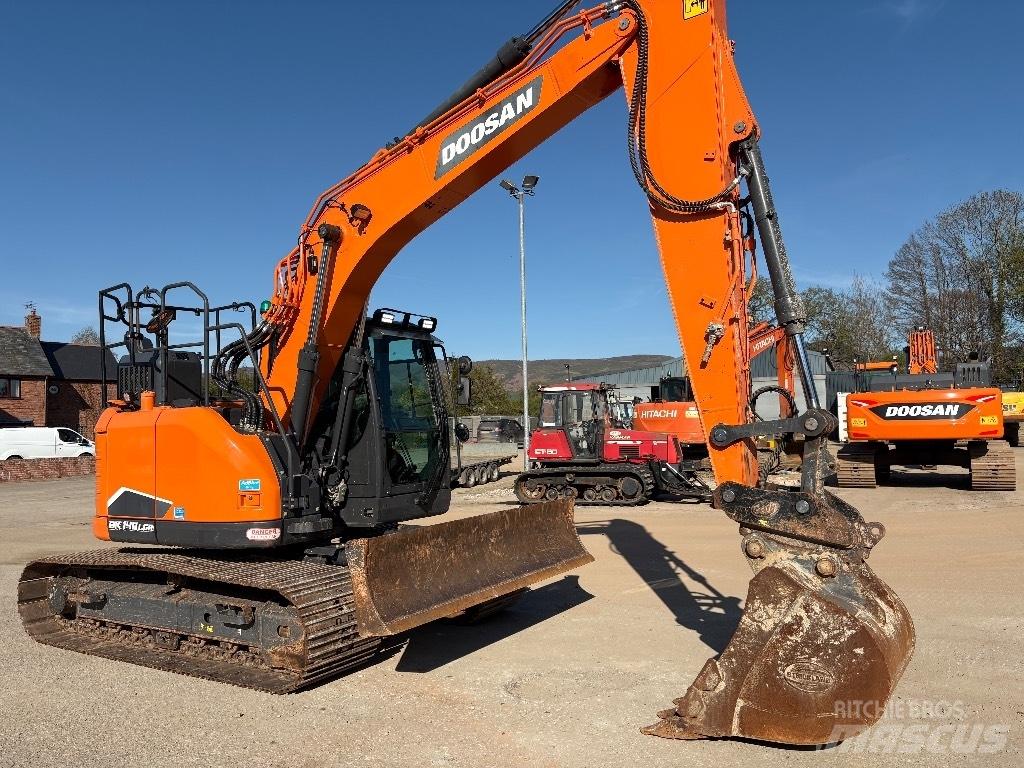 Doosan DX140LCR-7 Bageri guseničari