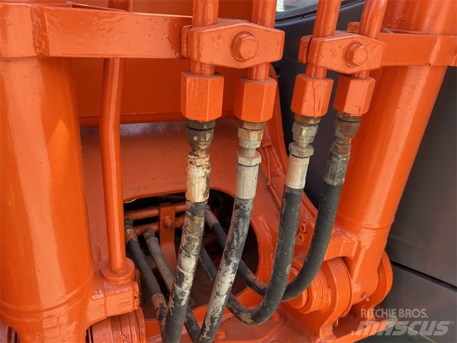 Hitachi EX 100 G-3 Bageri guseničari