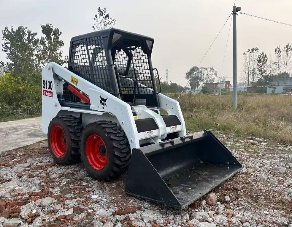 Bobcat S 130 Skid steer mini utovarivači
