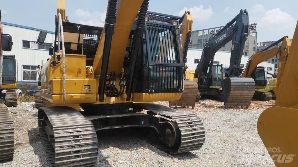 CAT 320 Bageri guseničari