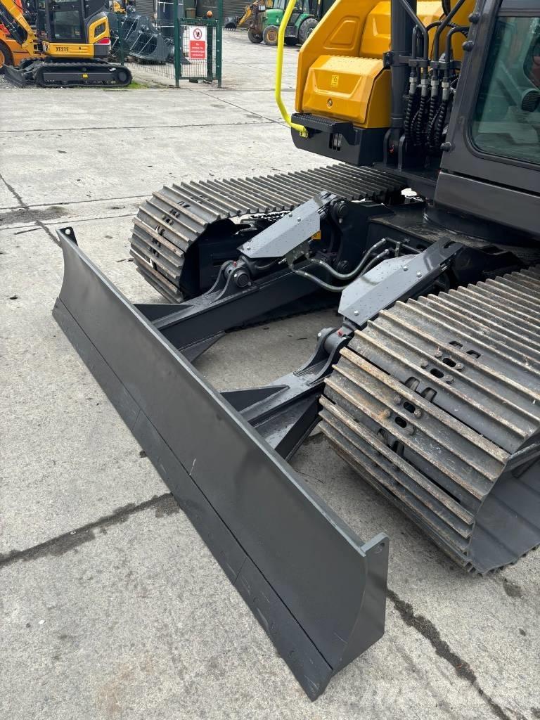 XCMG XE135E Bageri guseničari