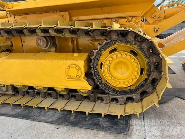 Komatsu D 61 EX-15 Buldožeri guseničari