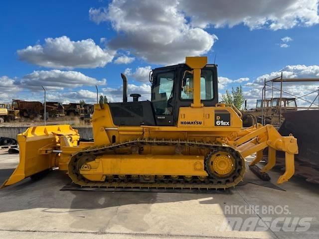 Komatsu D 61 EX-15 Buldožeri guseničari