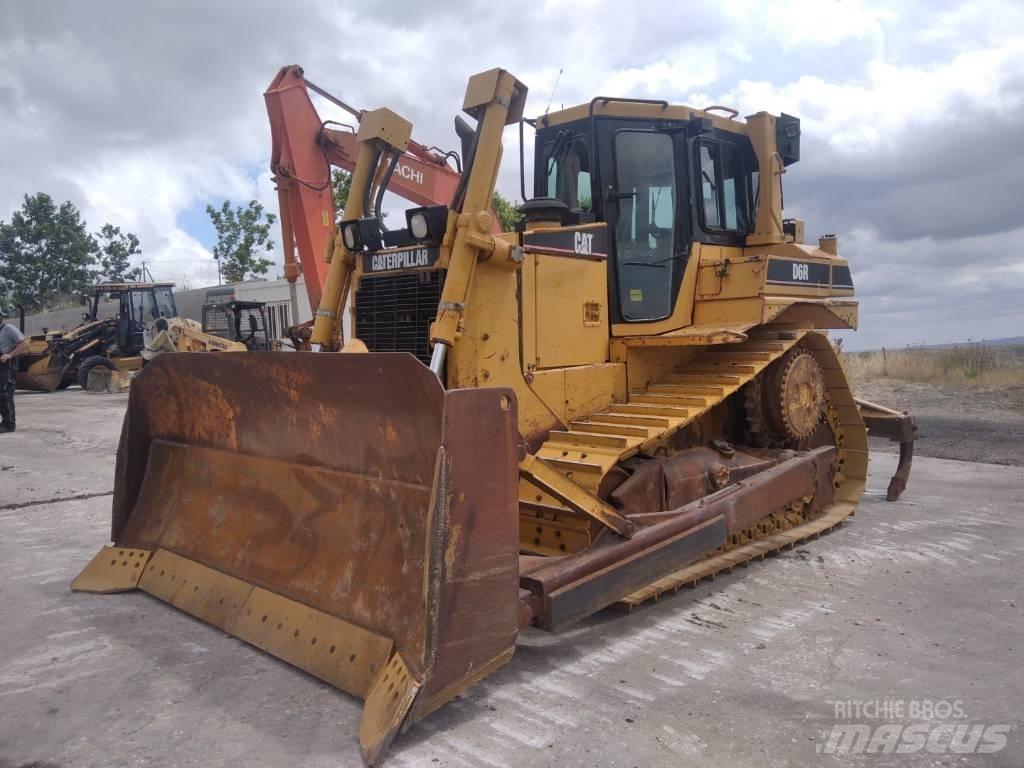 CAT D6 R XL Buldožeri guseničari