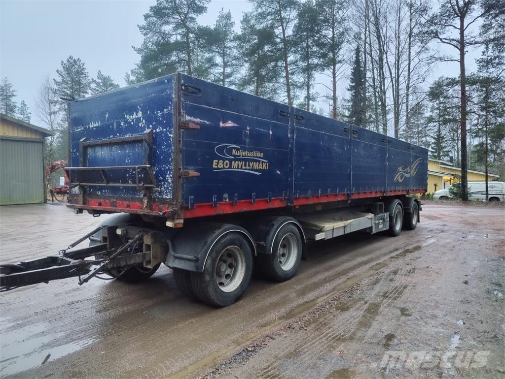 AM KP 2+2-38 Kiperi kamioni