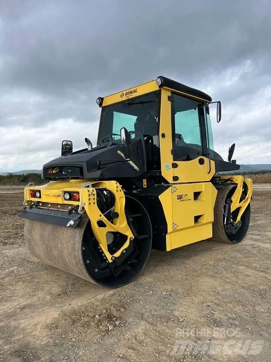 Bomag BW 174 APO-4v Valjci sa duplim bubnjem
