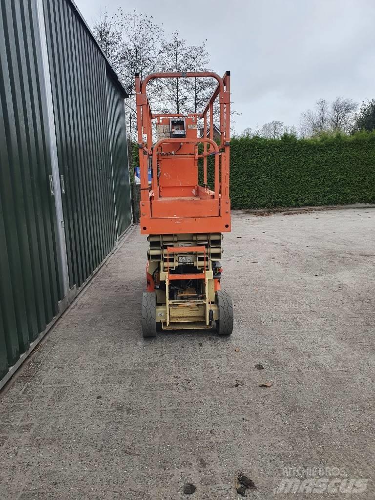 JLG 2032 ES Makazaste platforme
