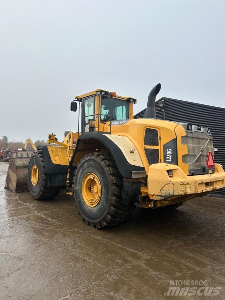 Volvo L 220 G Utovarivači na točkove
