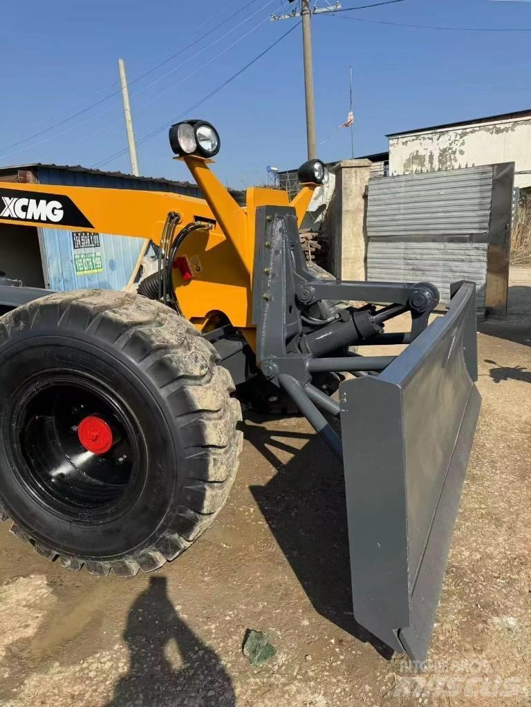 XCMG GR 2153 Grejderi