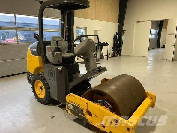 Volvo SD 25 Valjci sa jednim bubnjem