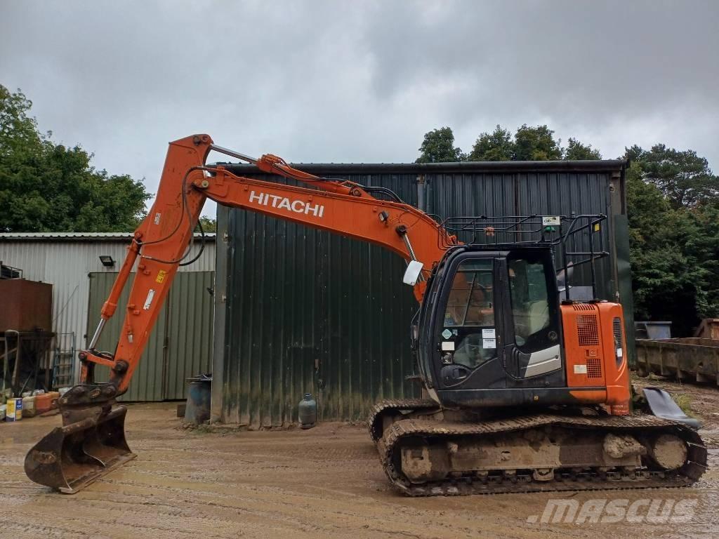 Hitachi ZX 135 US-6 Bageri guseničari