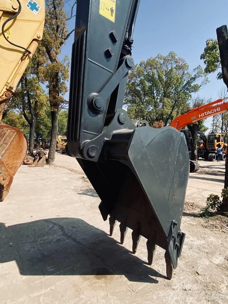 Volvo EC210DL Bageri guseničari