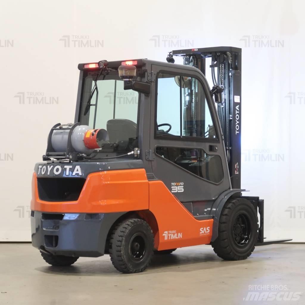 Toyota 02-8FGJF35 Plinski viljuškari