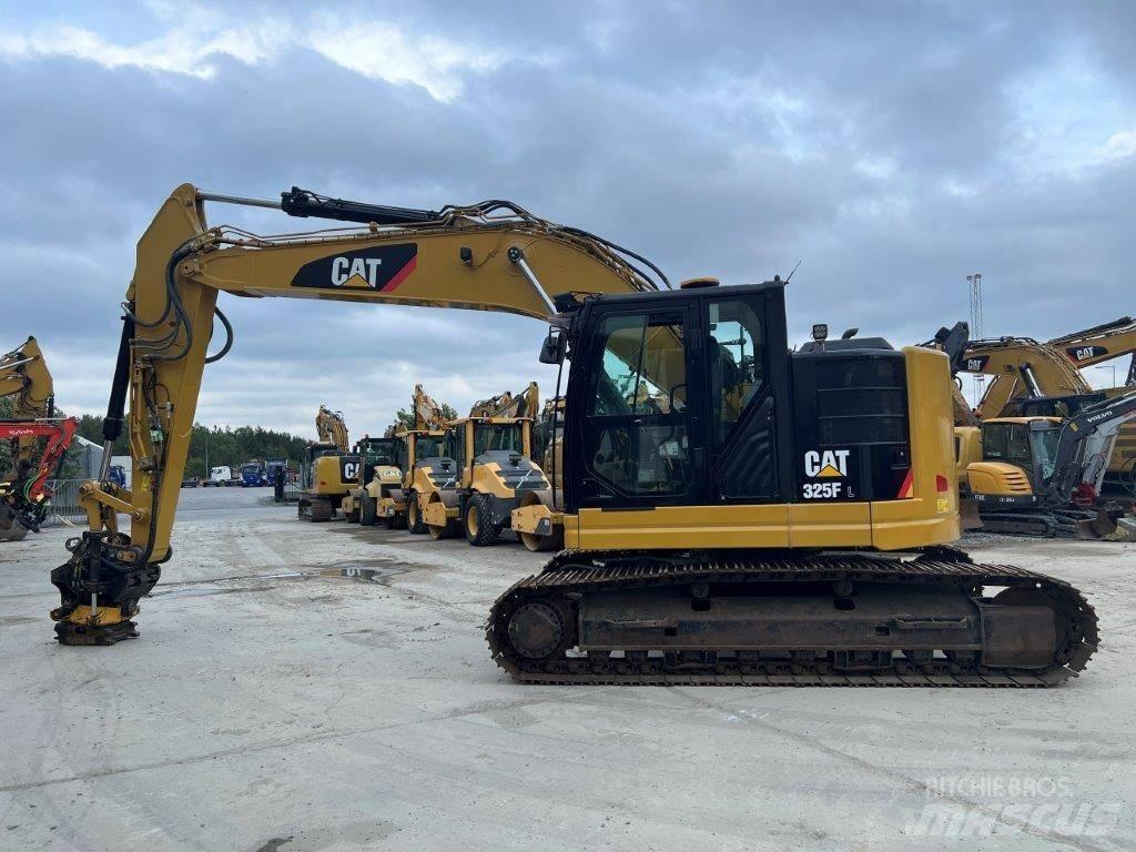 CAT 325FL CR Bageri guseničari
