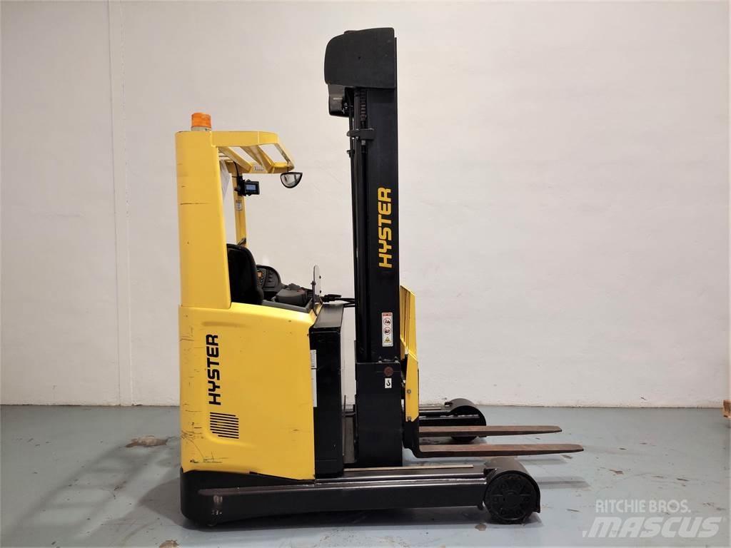 Hyster R 2 5 Viljuškari sa pomičnim stupom